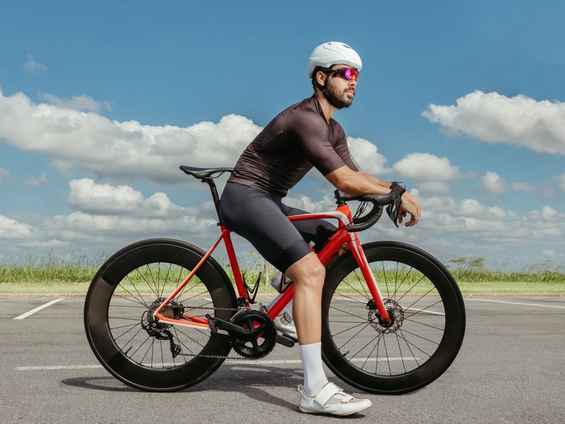 Bicicleta ergométrica — spinning · Linha conforto